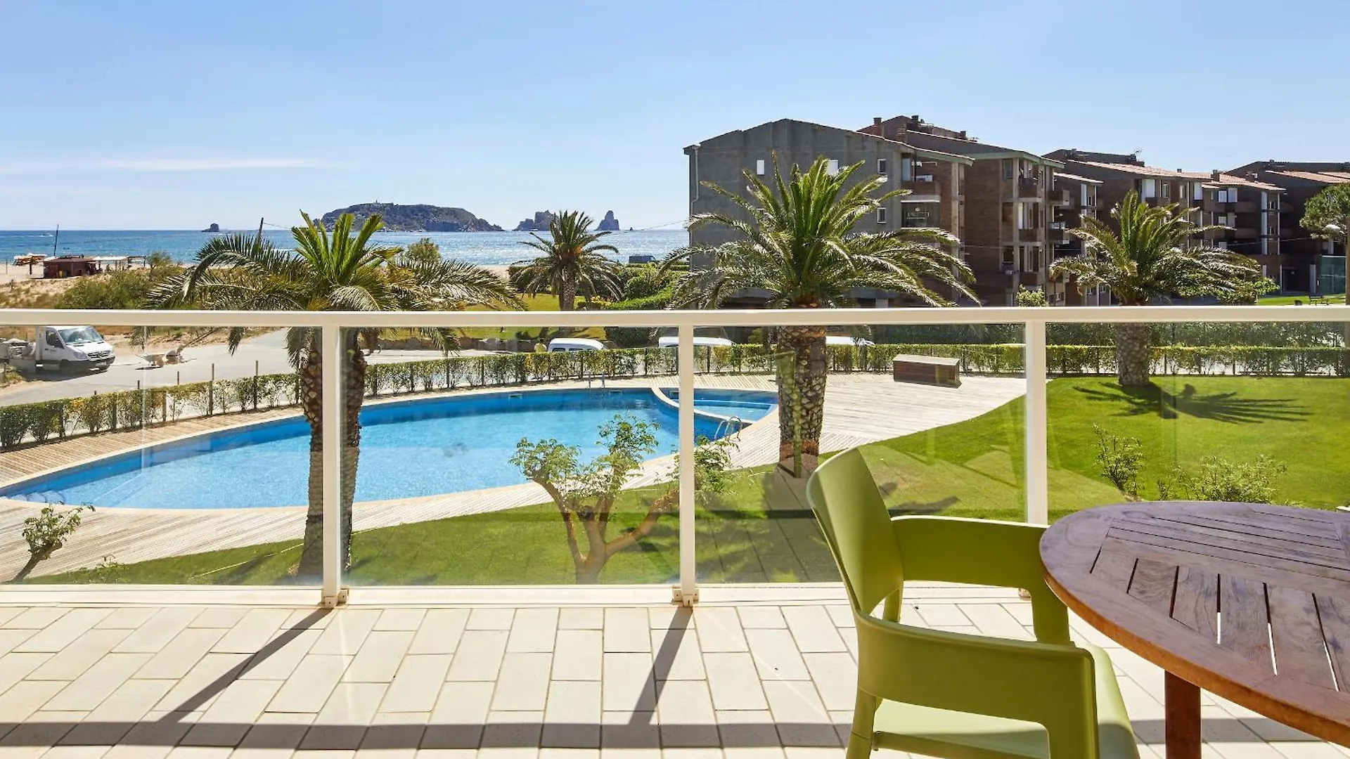 Apartamentos Rodamar 레스타르티트 아파트